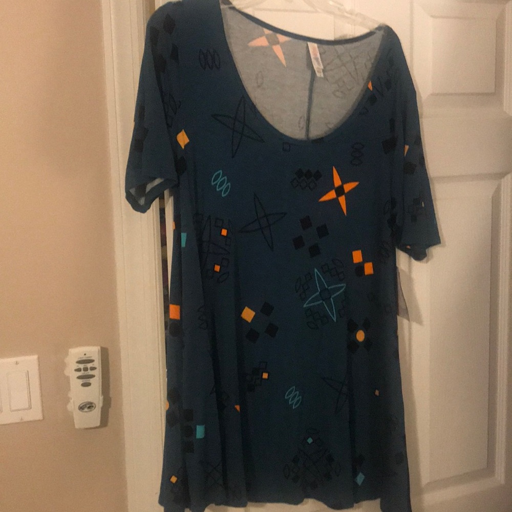 Lularoe perfect t